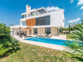 Luxury villa with pool and sea view